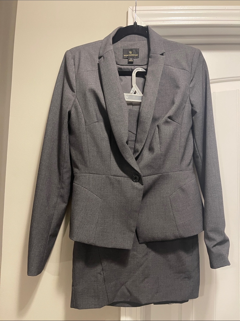 Worthington Gray Tailored Blazer and Pencil Skirt Set